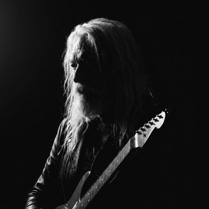 I'm Still Waiting Son by Michael Bennett