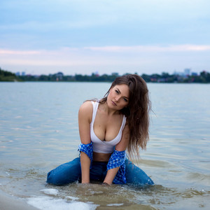 Cover art: Танці на воді