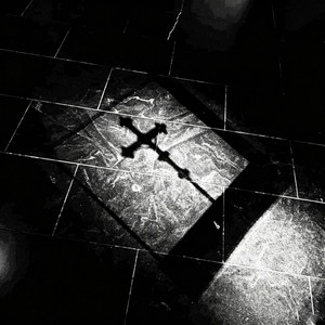Gneiss Sigh by Lenoxi