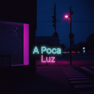 A Poca Luz Clara by Thiago Santeo