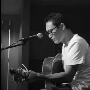 ซิอีนั้ง (ชายคนที่สาม) by Boy Imagine
