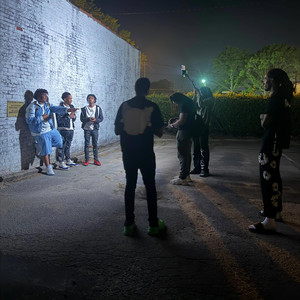 Road blocks by Faxee