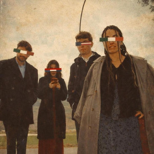 Global Motion by Static Junction