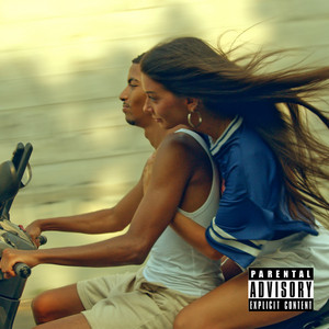 Scappa da Milano by Zefe