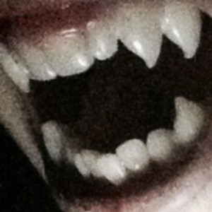 vampyre_bitch by kon