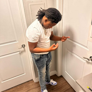 Kari B - Let Me Know