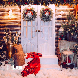Christmas Knocking to the Door