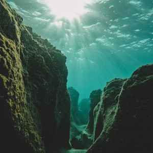 Portada de Underwater