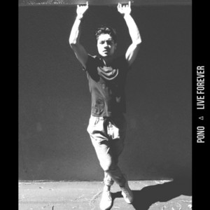 Portada de Live Forever