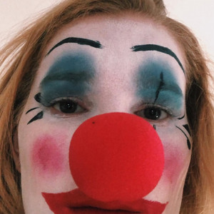 Clownerij by Alice Olsthoorn