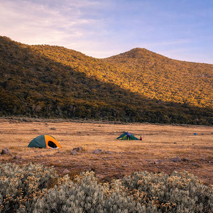 Lembah Surya Kencana by Riswandi Aquair