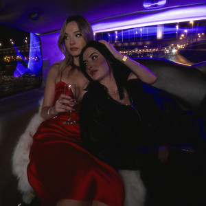 Pornstar Martini by Nico, Nemazalány