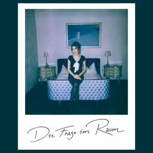 Die Frage im Raum by Malva