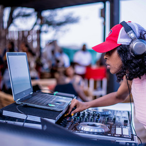 Alpha Irox - Butterly