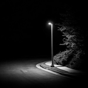 Chamgui haranhui / Чамгүй харанхуй