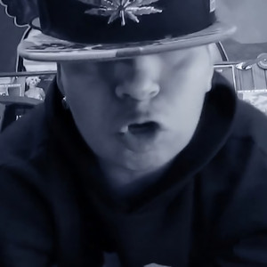 El Diamante Entre los Cantantes - Freestyle by Charly Dinero El Diamante