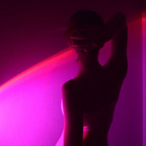 That Girl x Come Closer by Cakeyup