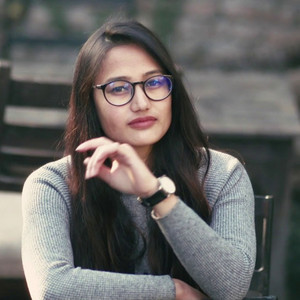 Bjams Shrestha & Sushma Shrestha - Despacito Mix Cover Version