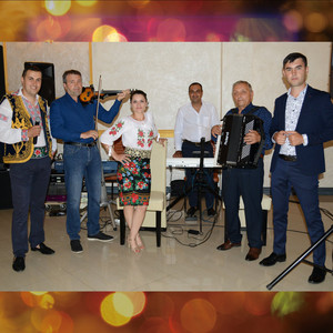 Adi Rusu - Oana Hai Cu Mine Afara (feat. Oana)