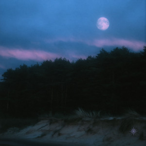 moonrise by EVILTIME