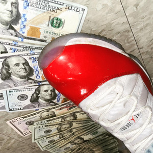CaSh Sh*T by RRstaxx, GetMoneyCharles, D2bkeyz