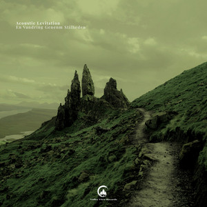 En Vandring Gennem Stilheden by Acoustic Levitation