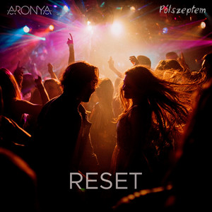 Reset by Aronya, Półszeptem