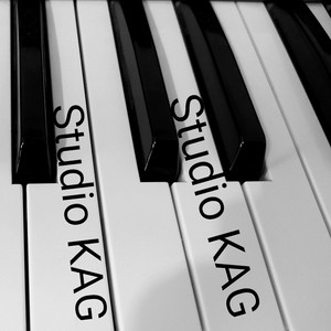 Обкладинка: Nice, background instrumental music