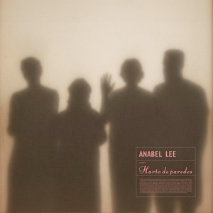 Harto de paredes by Anabel Lee