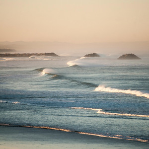 Rising Tides by Dosi, Swink