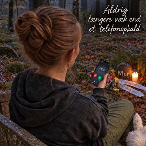 Aldrig længere væk end et telefonopkald by Holmgaard