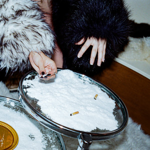 SNOW ON THE TABLE by Ledbyher