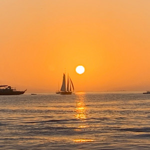 Sunset cover
