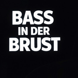 Bass in der Brust by Lif3Lin3