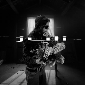Juli by Nilla Youth