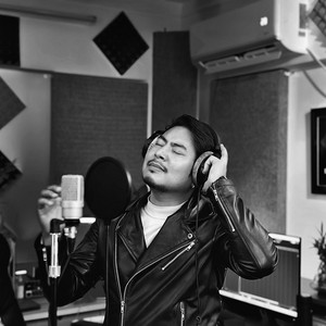 Manoj Thapa Magar - Aamale Sodhlin Ni