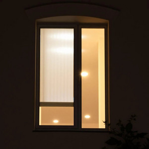 Cozy Night by VRT