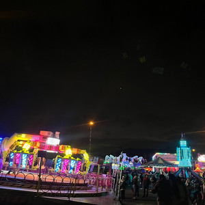 Mukb4ng - Traphouse (feat. santexchrome)