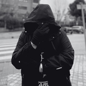 SUCIO$ by Trayed V, Shio