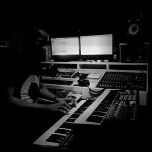 Desiign On Da Track - Afro Manding (Instrumental Version)