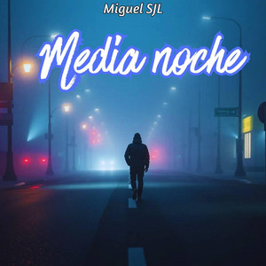 Medianoche by Miguel SJL