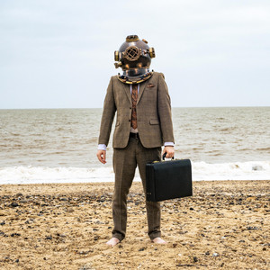 Louis La Roche — No One Really Cares (2026)