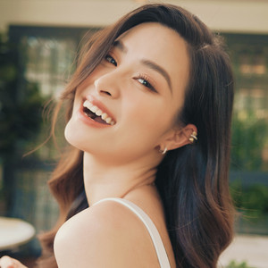Đông Nhi - Lá Thư Gửi Thầy