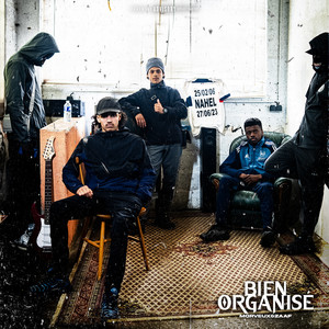 Bien Organisé by Morveux & Zaaf