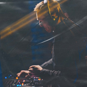 Vangurad (DJ Mix)