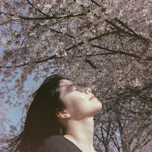 Scattered Clouds by PostmodernHippie, 倉島颯良