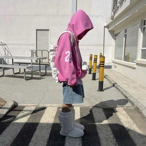 Real Trendsetter by kk8, gorn