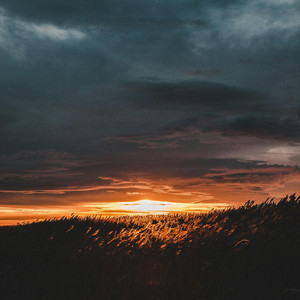 Clouded Horizon by Brisa Dourada