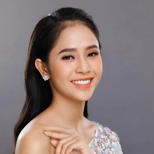 Tương Tư Nàng Ca Sĩ by Phương Ý