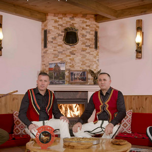 Nexhip Dida & Osman Hasa - More pëllumb